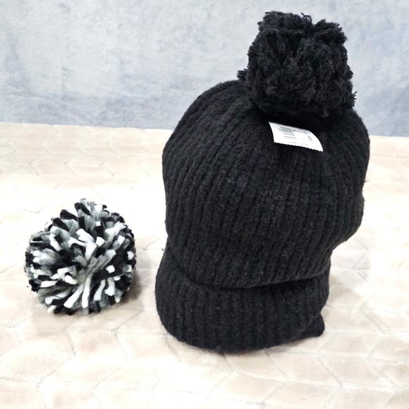 Detachable or Interchangeable Two Pom Beanie Cuffed Winter Knit Hat in Black - Picture 3 of 8